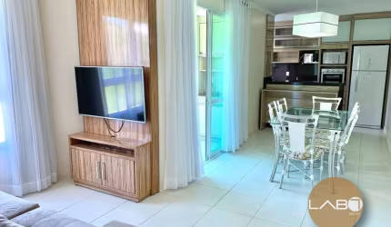 Apartamento 2 dormitórios sendo 1 suíte próximo ao mar no Beco dos Milionários