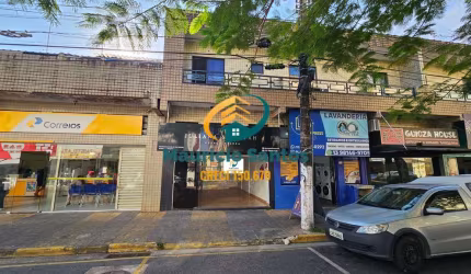 Loja comercial para locação em Mongaguá, bairro Centro, localização estratégica ao lado do CORREIOS e comércios de diversos segmentos