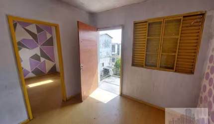 Apartamento com 2 dormitórios para alugar, 52 m² por R$ 680,01/mês - Cavalhada - Porto Alegre/RS