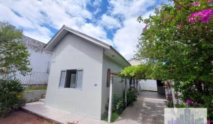 Casa com 2 dormitórios para alugar, 90 m² por R$ 2.424,01/mês - Cavalhada - Porto Alegre/RS