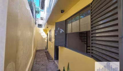 Casa com 2 dormitórios para alugar, 64 m² por R$ 930,00/mês - Santa Tereza - Porto Alegre/RS