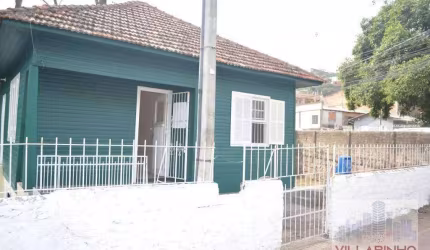 Casa com 2 dormitórios para alugar, 79 m² por R$ 1.927,62/mês - Teresópolis - Porto Alegre/RS
