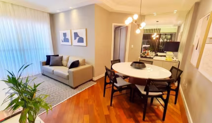 Apartamento mobiliado e decorado no centro da cidade