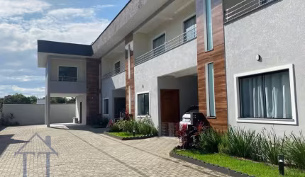 Casa em condomínio fechado no Bom Retiro