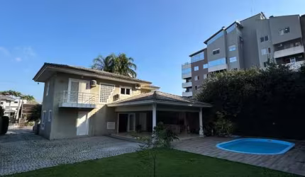 Sobrado no Santo Antônio