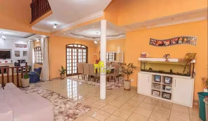 Sobrado com 3 dormitórios à venda, 360 m² por R$ 2.100.000,00 - Vila Barreto - São Paulo/SP