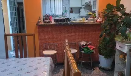 Sobrado com 3 dormitórios à venda, 140 m² por R$ 750.000,00 - Chácara Inglesa - São Paulo/SP