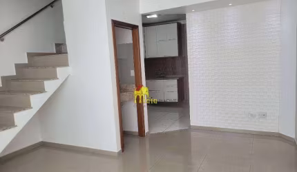 Sobrado com 2 dormitórios à venda, 69 m² por R$ 450.000,00 - Vila Mangalot - São Paulo/SP