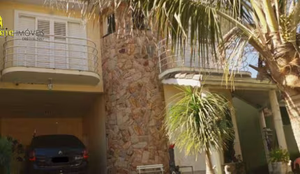 Casa em condomínio fechado