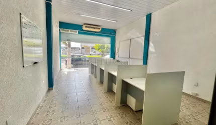 Salão Comercial para Locação com 2 Salas, na Avenida Rebouças em Sumaré.