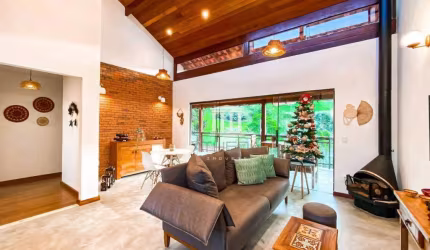 Casa com 2 dormitórios à venda, 130 m² por R$ 548.000,00 - Sebastiana - Teresópolis/RJ