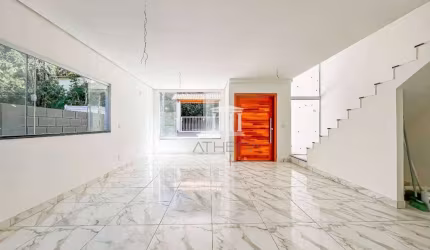 Casa com 4 dormitórios à venda, 219 m² por R$ 850.000,00 - Granja Guarani - Teresópolis/RJ