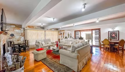 Casa à venda, 700 m² por R$ 2.300.000,00 - Araras - Teresópolis/RJ