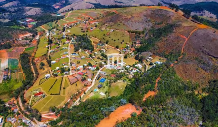 Terreno à venda, 708 m² por R$ 160.000,00 - Vale Alpino - Teresópolis/RJ