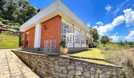 Casa à venda, 327 m² por R$ 1.088.000,00 - Albuquerque - Teresópolis/RJ