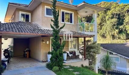Casa com 3 dormitórios à venda, 310 m² por R$ 1.900.000,00 - Tijuca - Teresópolis/RJ