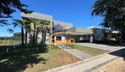 CASA CONDOMINIO VITORIA GOLF