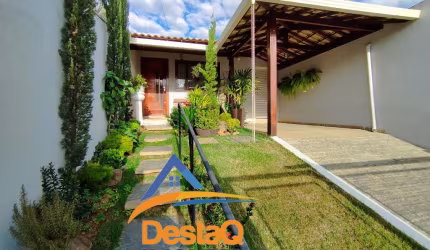 CASA BAIRRO JARDIM IMPERIAL