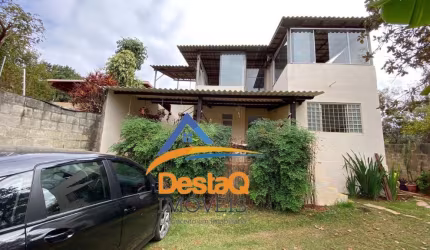 CASA 02 SUITES BAIRRO LUNDCEIA