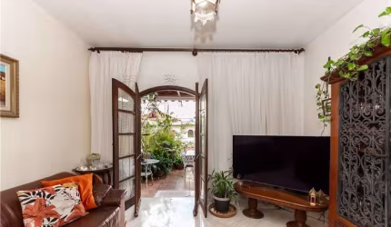 Casa com 4 quartos à venda na Rua Antônio Fernandes de Abreu, 75, Tatuapé, São Paulo por R$ 699.000