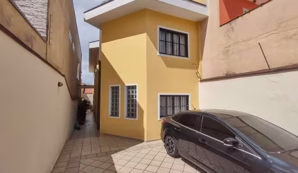 Casa com 3 quartos à venda na Rua Hermeto Lima, 522, Sítio da Figueira, São Paulo por R$ 800.000