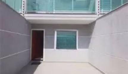 Sobrado com 2 Quartos à Venda em Vila Constança, São Paulo-SP: Conforto e Localização Privilegiada!