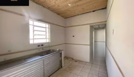 Alugue já: Casa de 2 quartos, 2 salas, 1 banheiro e 5 vagas no Tucuruvi - SP! Espaço e conforto para você e sua família!