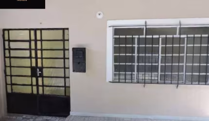 Aluguel de Casa na Parada Inglesa, SP: 2 Quartos, 1 Suíte, 1 Banheiro, 2 Vagas de Garagem, 50m². Visite Agora!