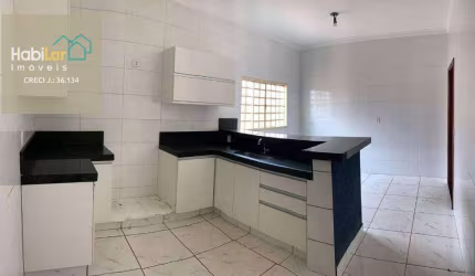 Casa com 3 dormitórios para alugar por R$ 1.490,00/mês - Parque das Amoras - São José do Rio Preto/SP