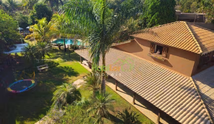 Chácara com 4 dormitórios à venda, 2500 m² por R$ 3.100.000 - Monte Carlo - Guapiaçu/SP