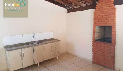 EXCELENTE CASA A VENDA COM 03 DORMITÓRIOS NO JD ANTUNES
