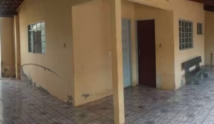 CASA RESIDENCIAL COM 03 DORMITÓRIOS NO ELDORADO