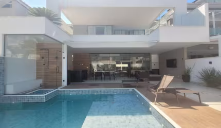 Casa em Condomínio para Venda em Rio de Janeiro, Recreio dos Bandeirantes, 3 dormitórios, 3 suítes, 6 banheiros, 2 vagas