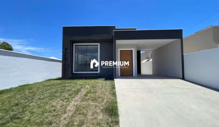Casa Moderna no Royal Garden com 2 Quartos, Suíte e Cozinha Gourmet - R$450.000