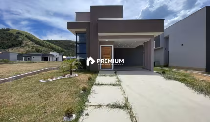 Casa no Condomínio Vivere - 3 quartos, 1 suite , área gourmet - 590 mil