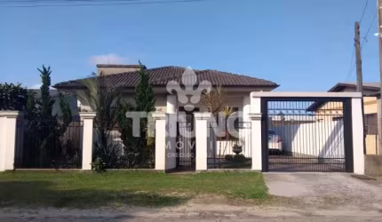 CASA A VENDA