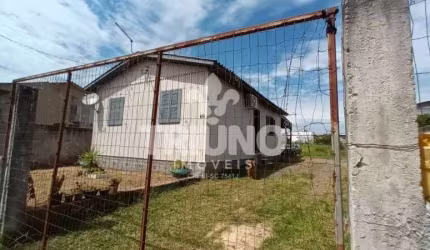 Casa mista disponível para venda