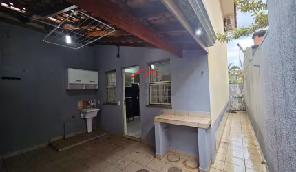 Sobrado em Condomínio para Venda, Parque Villa Flores, 2 dormitórios, 2 banheiros, 1 vaga