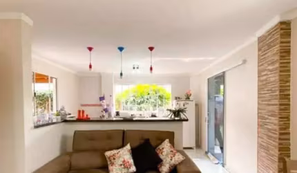 Casa Térrea à Venda em Atibaia