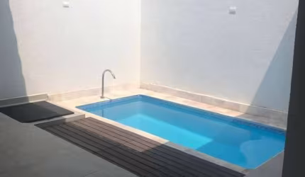 Casa térrea à venda com 3 dormitórios sendo 1 suíte em Atibaia