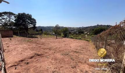 Terreno à venda em Atibaia