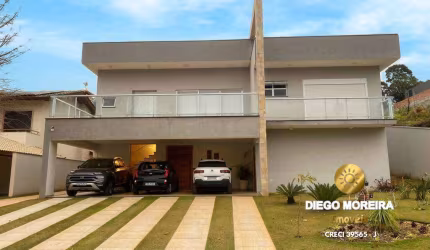 Casa à venda em Condomínio Village em Mairiporã