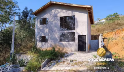Casa á venda em condomínio em Mairiporã com 2 dormitórios