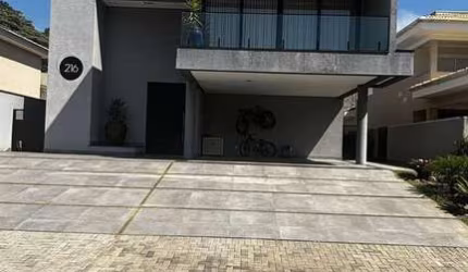 Casa com 5 Dormitórios à venda em Condomínio de Atibaia - Itapetinga