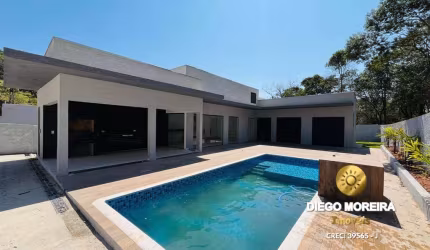 Casa à venda no bairro Santa Maria