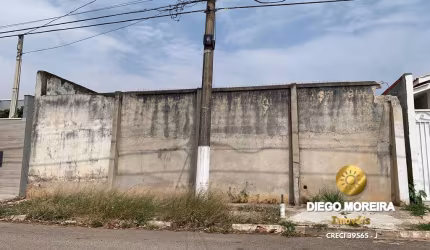 Lote plaino à venda em Atibaia com 360m²