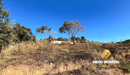 Terreno de 960m² escriturado à venda em Atibaia