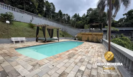 Chácara à Venda em Mairiporã! - Com acesso a Represa