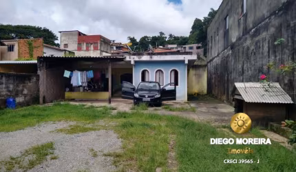 Casa á venda no centro de Terra Preta - 480 m²