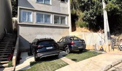 Casa à venda em Mairiporã dentro de condomínio